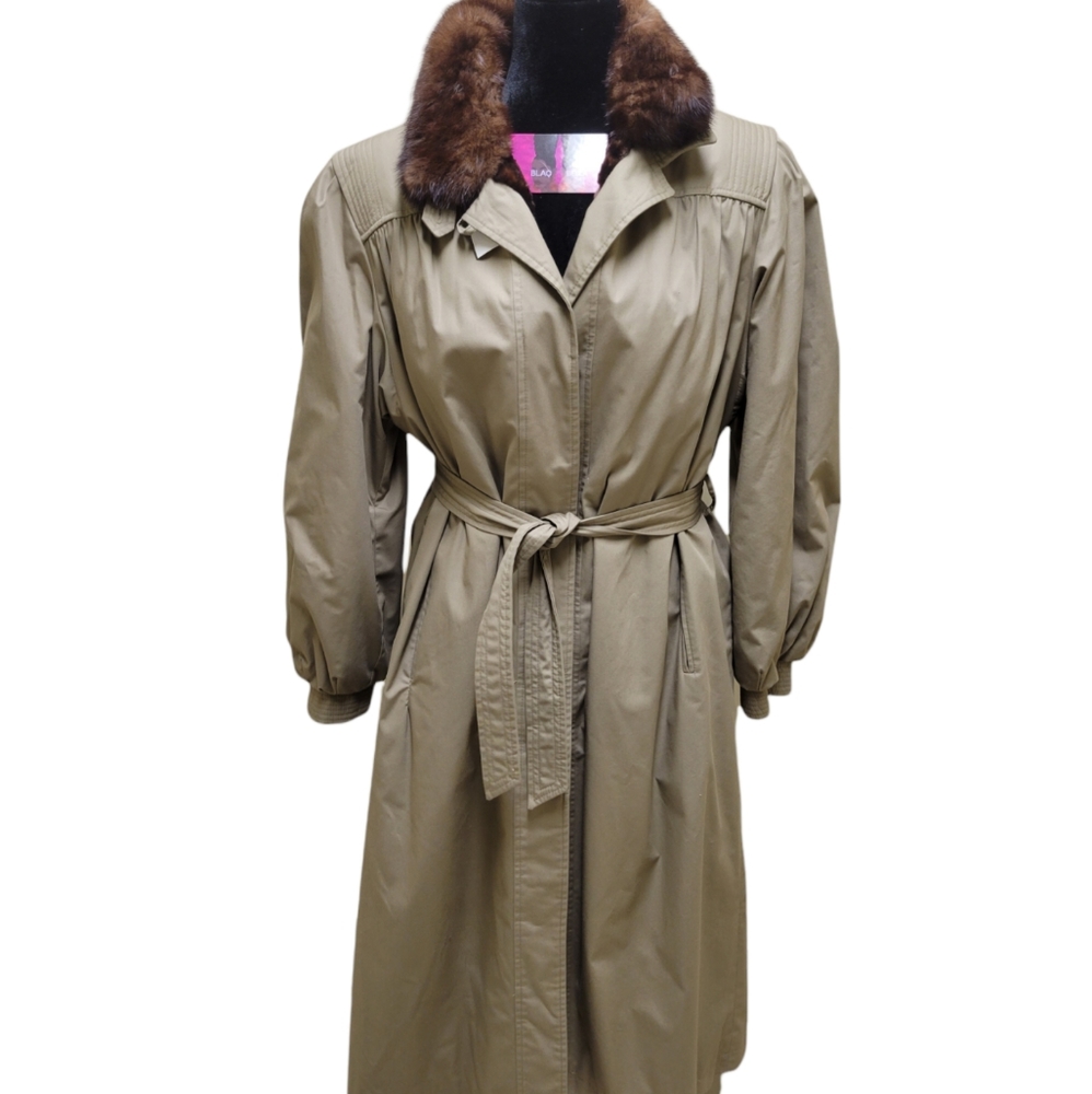 VINTAGE TRENCH COAT